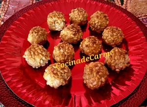 Una foto de Panellets de pinyons