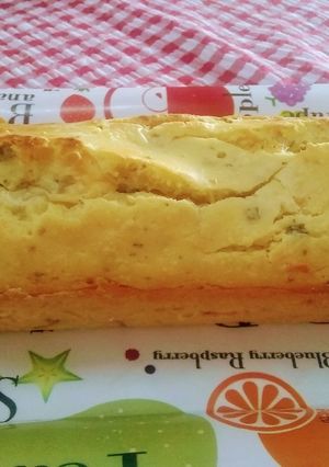 Una foto de #elijococinar este budín salado con queso azul y cebolla verde