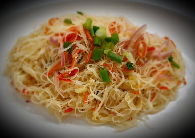 Simple Way to Prepare Favorite Thai Favor Rice Noodles 泰式酸辣米粉