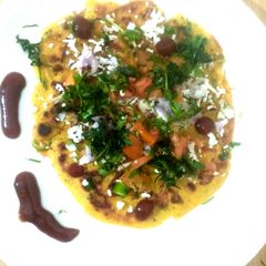 A picture of Paneer besan ka chilla.