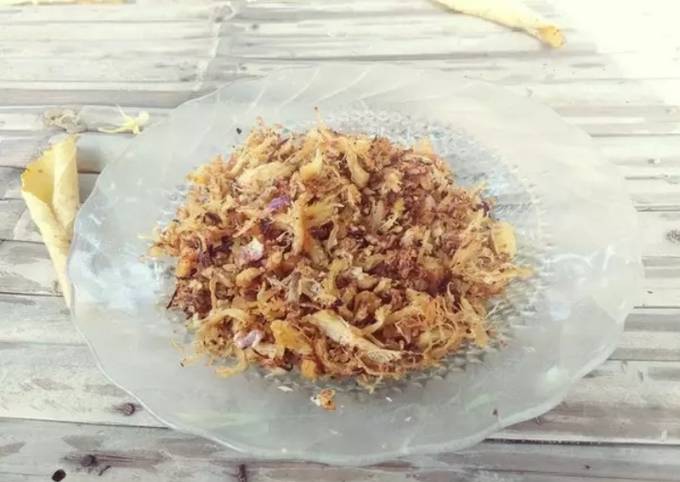 Bagaimana cara bikin Ayam suwir bumbu baceman bawang ga pedes  nikmat