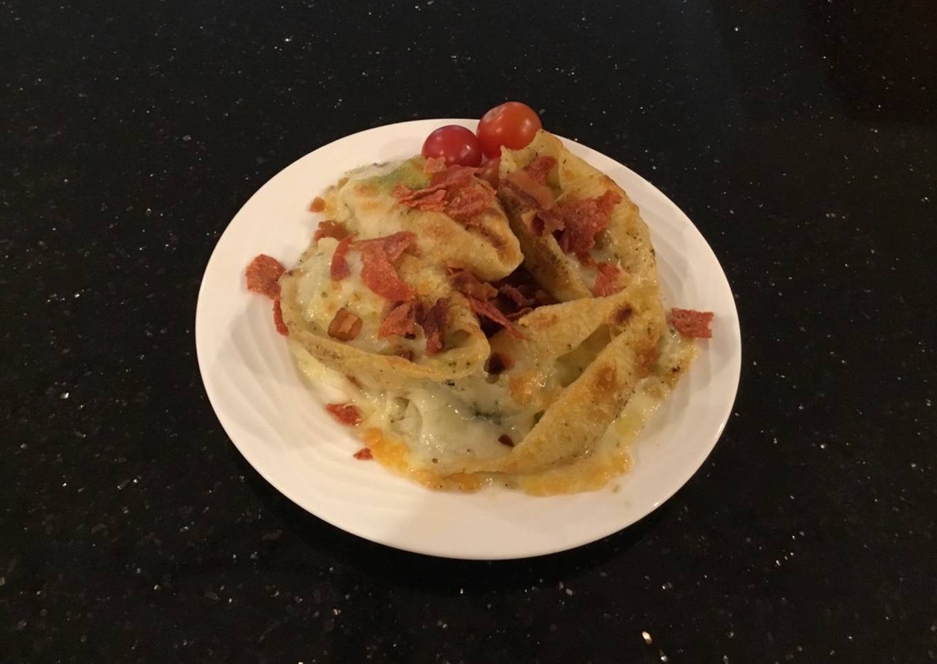 Huge clams stuffed with broccoli and cheddar