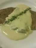 Filetes con salsa de mostaza ©