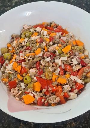 Una foto de 189. Ensalada de Lentejas con Atún y Surimi
