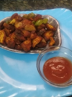 பிரட் சில்லி(bread chilli recipe in tamil) செய்முறை முக்கிய புகைப்படம்