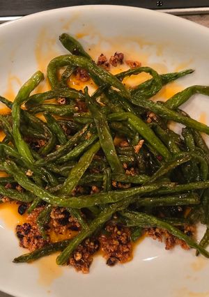 A picture of Green beans in chilli garlic.
