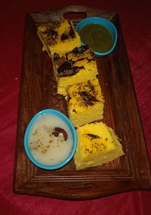 ढोकला (Dhokla recipe in Hindi) रेसिपी मुख्य फोटो