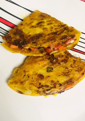 A picture of Malabar paratha chicken sandwich.