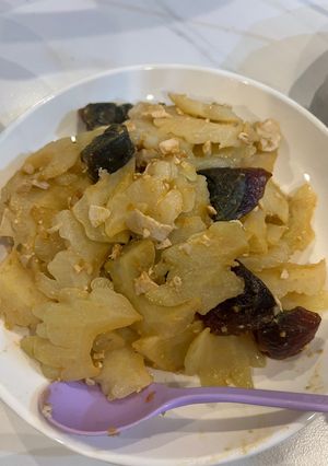 苦瓜鹹蛋炒皮蛋 的食譜成品照片
