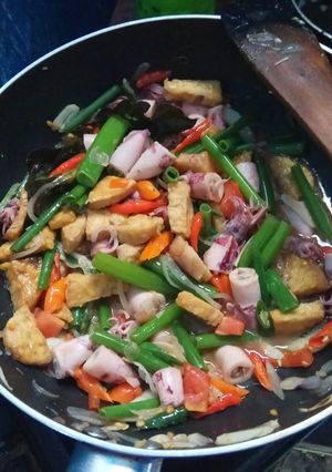 Foto resep Oseng pelangi cumi asin