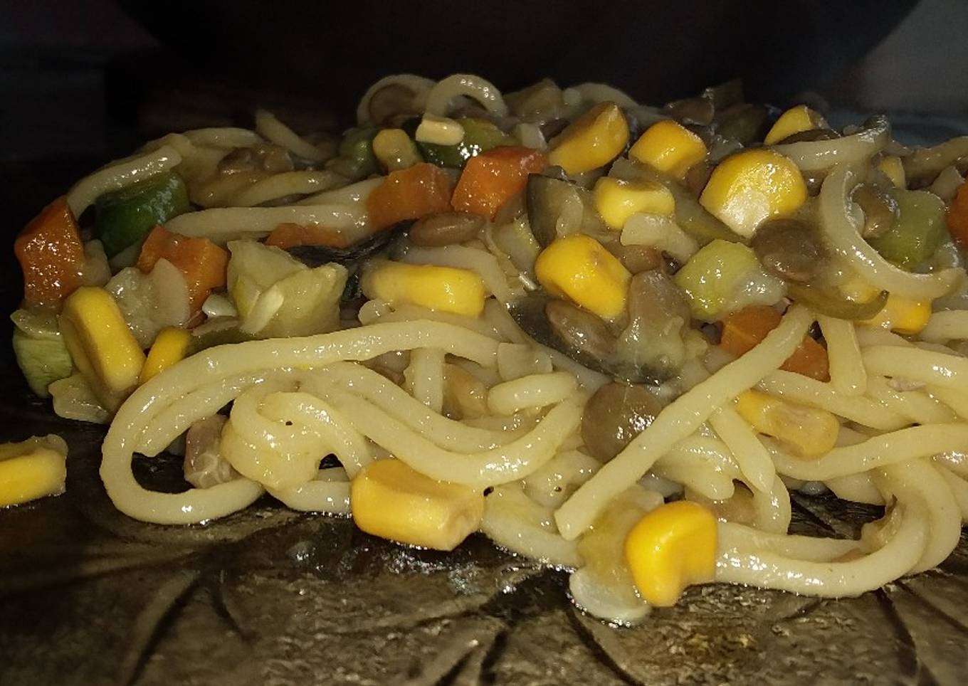 Fideos con lentejas y verduras (vegetariano)