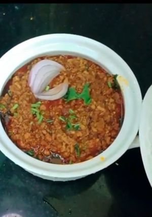 मटन कीमा (mutton keema recipe in Hindi) रेसिपी मुख्य फोटो
