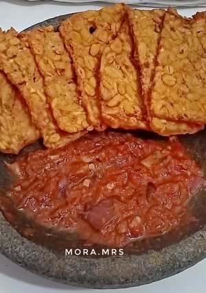 Foto resep Tempe Goreng + Sambal Bawang