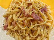 Gambar fettucini susu bacon