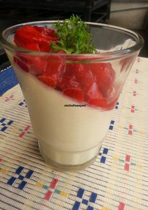 Foto resep Strawberry Panna cotta 