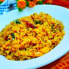 A picture of Tamarind rice.