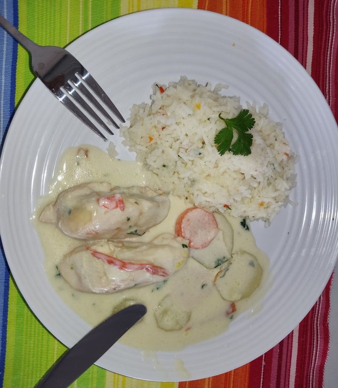 Una foto de Pollo en crema. Al estilo guatemalteco