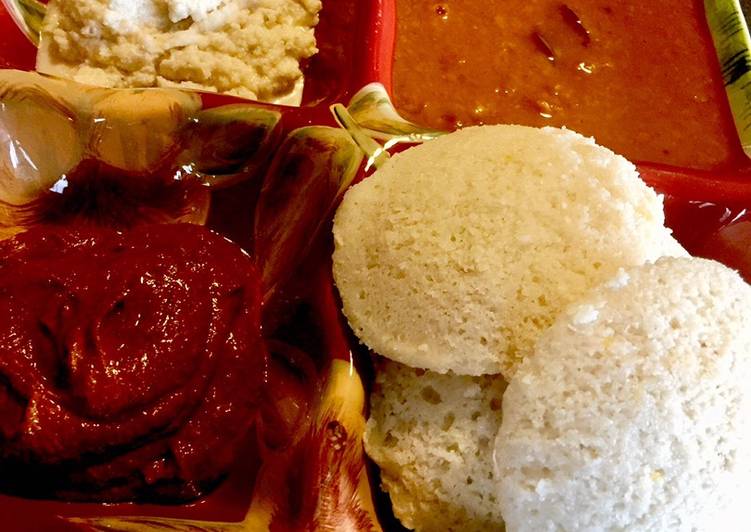 Idli Steamed Rice & Lentil Cake