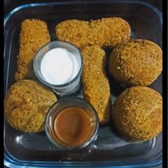 A picture of Stuffed bread balls & Bread fingers.