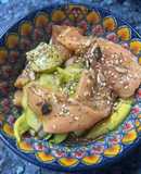 Sashimi de salmón marinado