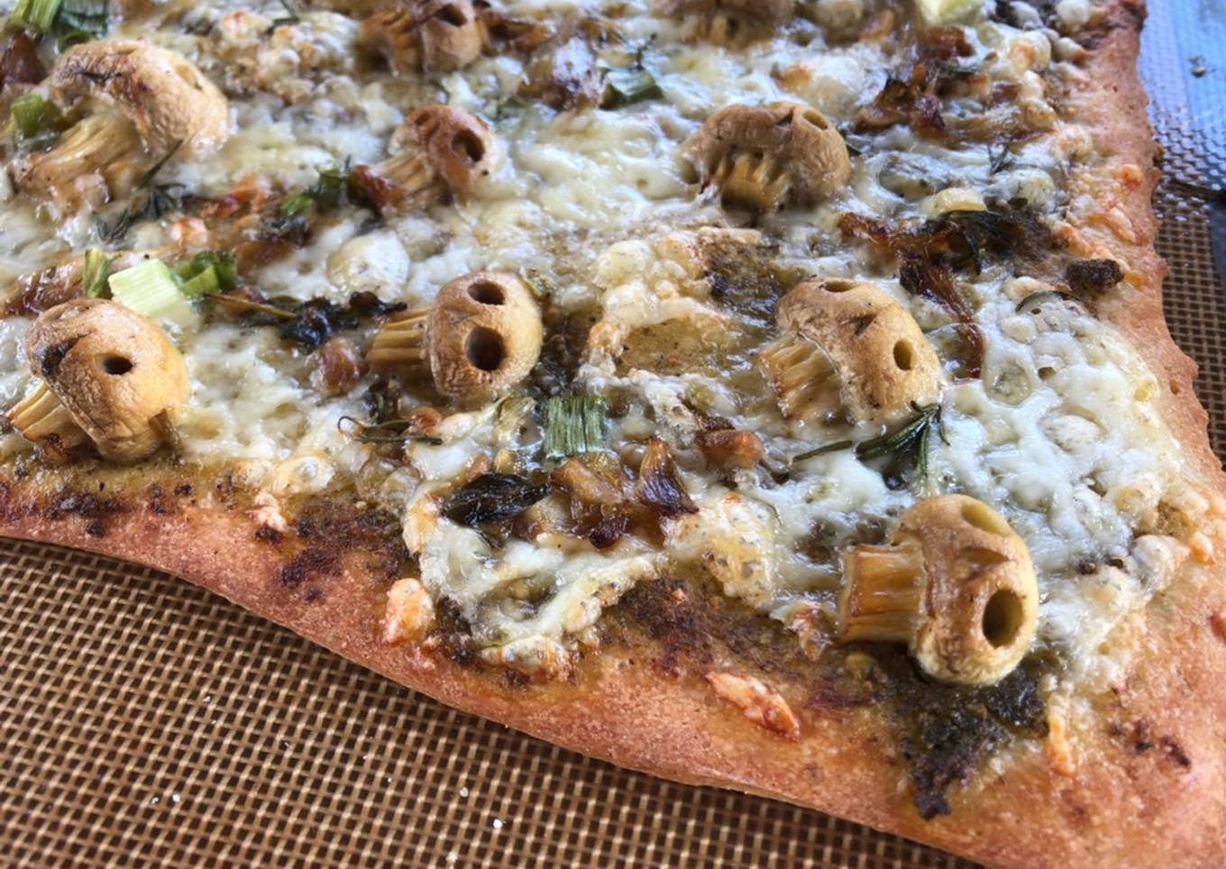 Pizza 🍕 Halloween version 👻