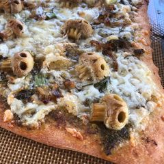 A picture of Pizza 🍕 Halloween version 👻.