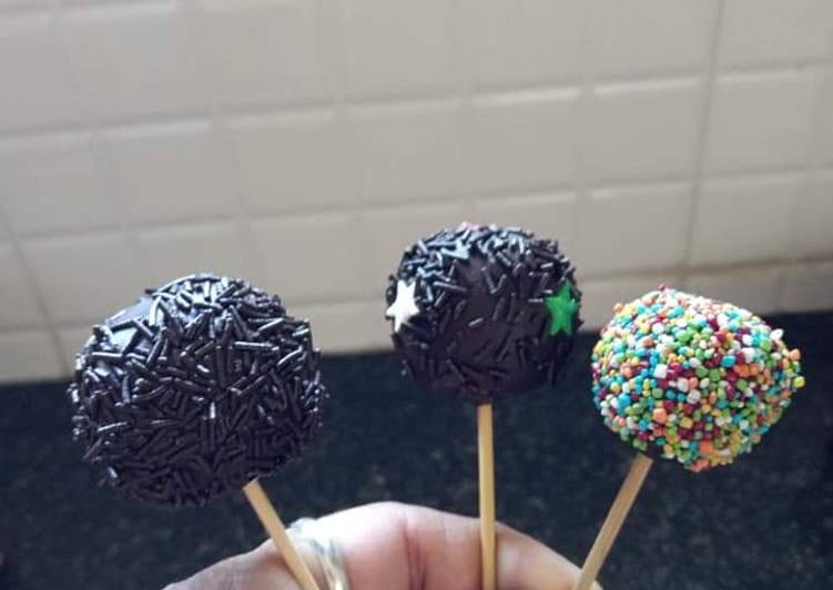 Recipe of Any-night-of-the-week Cake Pops !!