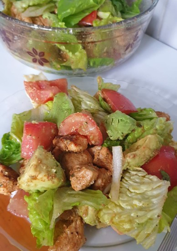 Una foto de Ensalada de pollo con limón y miel