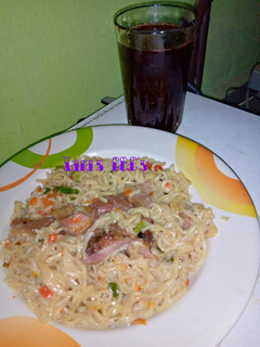 A picture of Suya Noodles.