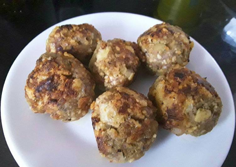 Sig's stuffing meatballs