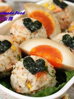 韓式鮭魚飯糰 的食譜成品照片