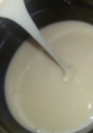 A picture of My homemade Condensed milk.