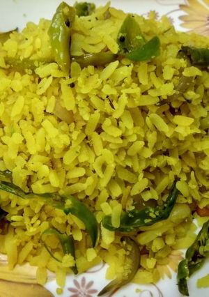 A picture of Kanda poha [uggani].