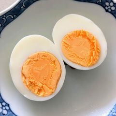 A picture of Eggs are better to be steamed than boiled.