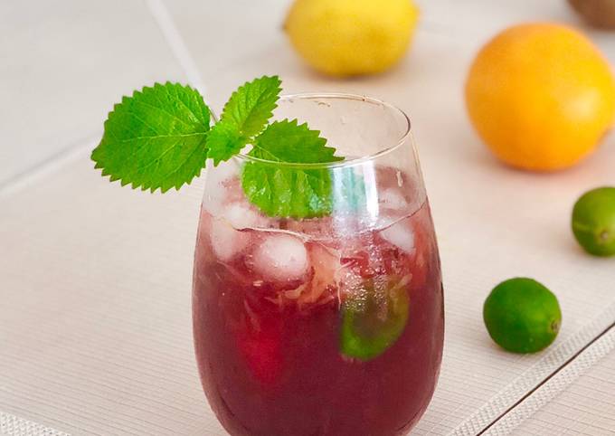 Simple Way to Make Speedy Red Wine Vinegar Cocktail 🍹