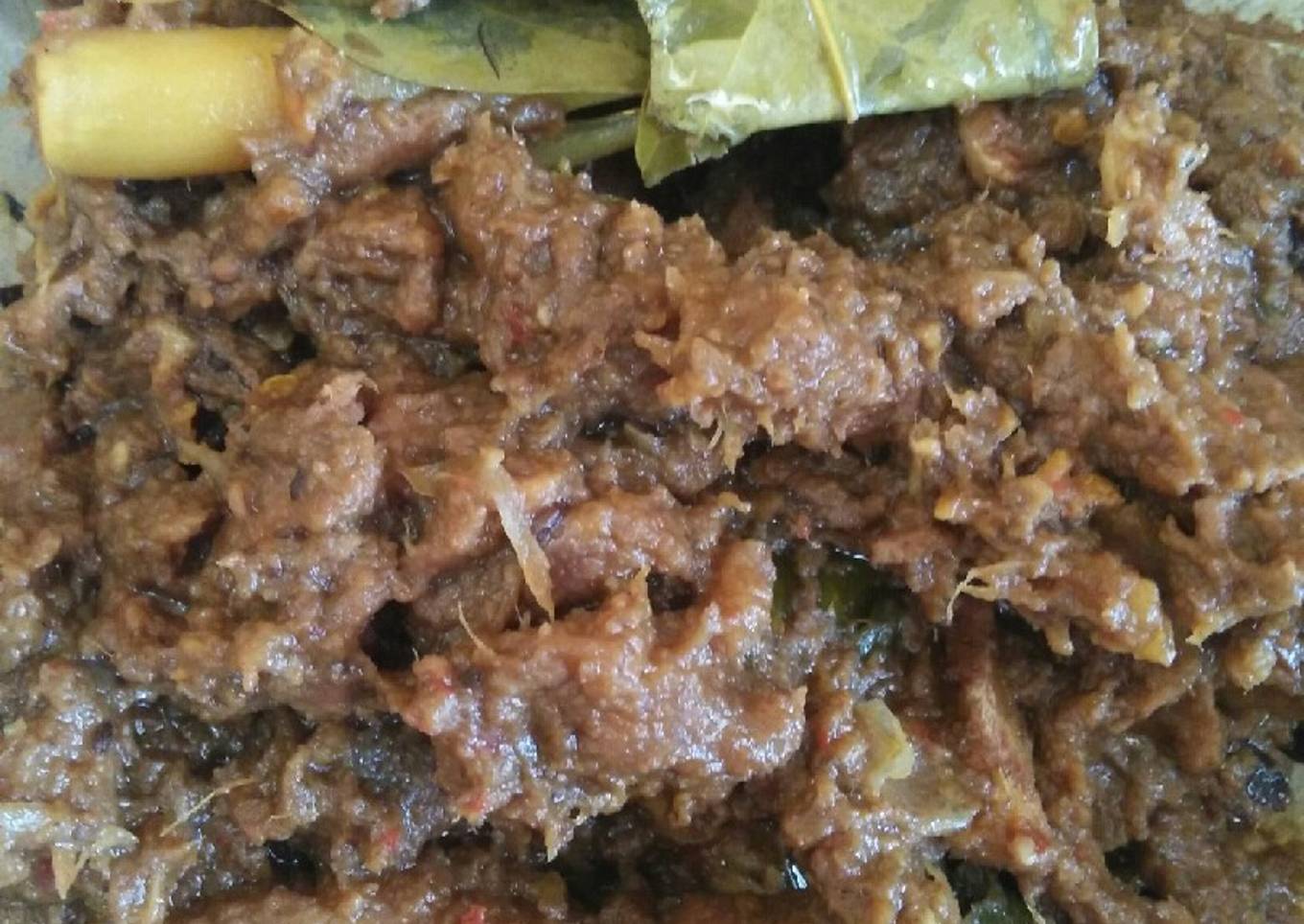 Rendang daging sapi