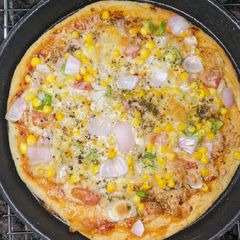 A picture of Veg Pizza.