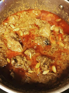 A picture of Chicken Qorma.