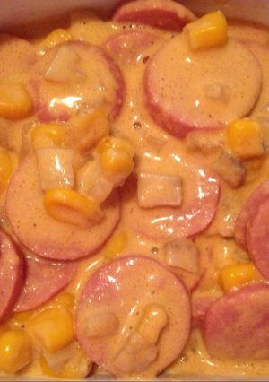 Una foto de Salchichas en crema de chipotle 🌶🍴🌽