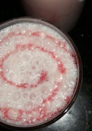A picture of Shahi rose lassi.
