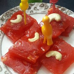 A picture of Karachi halwa.
