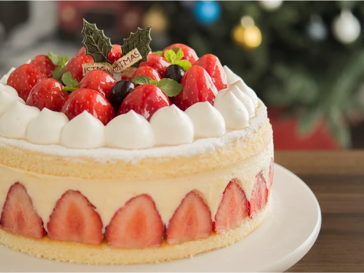 Easy Way Prepare Christmas ☆ Strawberry and White Chocolate Mousse Cake the Can Spoil the Tongue Perfect