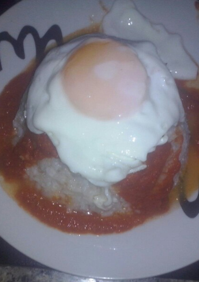Una foto de Arroz a la cubana