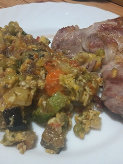 Una foto de Revuelto rápido y fácil de verduras