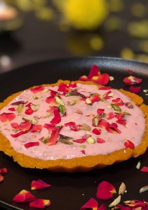 A picture of Rose Shrikhand in motichur tart.