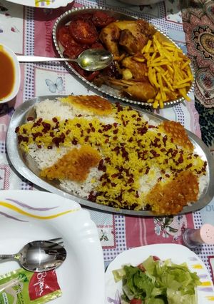 عکسی از دستور زرشک پلو با مرغ
