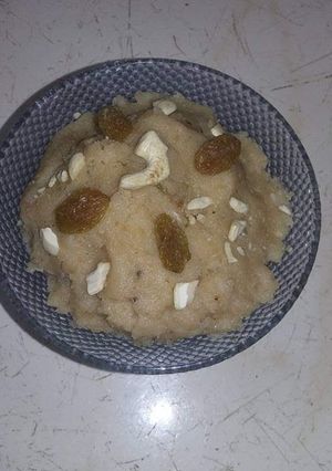 A picture of Fresh Cream Rice Flour Halwa.