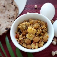 A picture of Egg Cheese Bhujia.