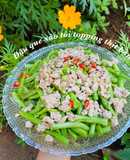 Đậu que xào tỏi topping thịt bằm