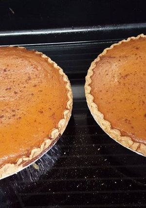 A picture of Easy Peasy Pumpkin Pie.